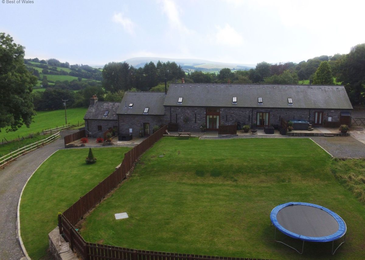Onnen Fawr Barn, listing photograph 6