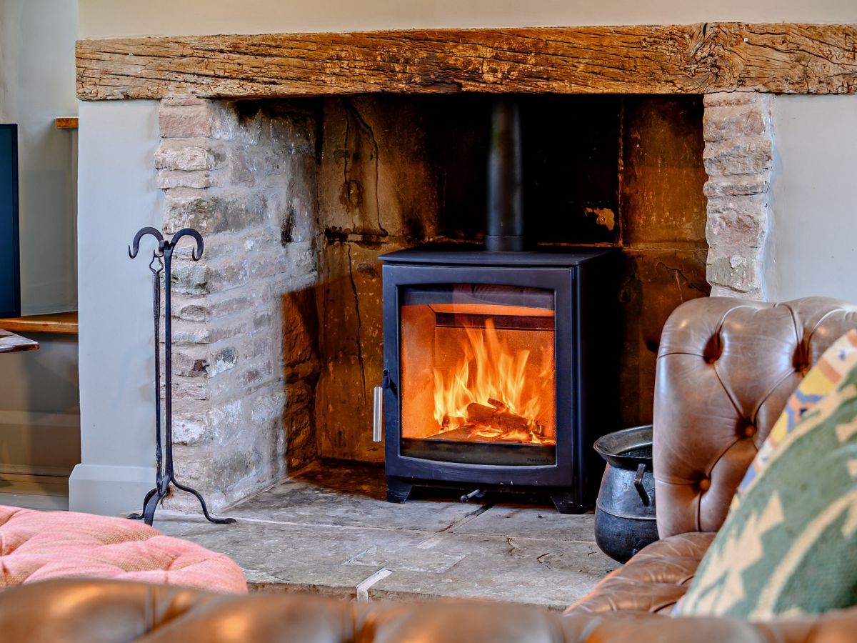 Hay Bluff House, listing photograph 6