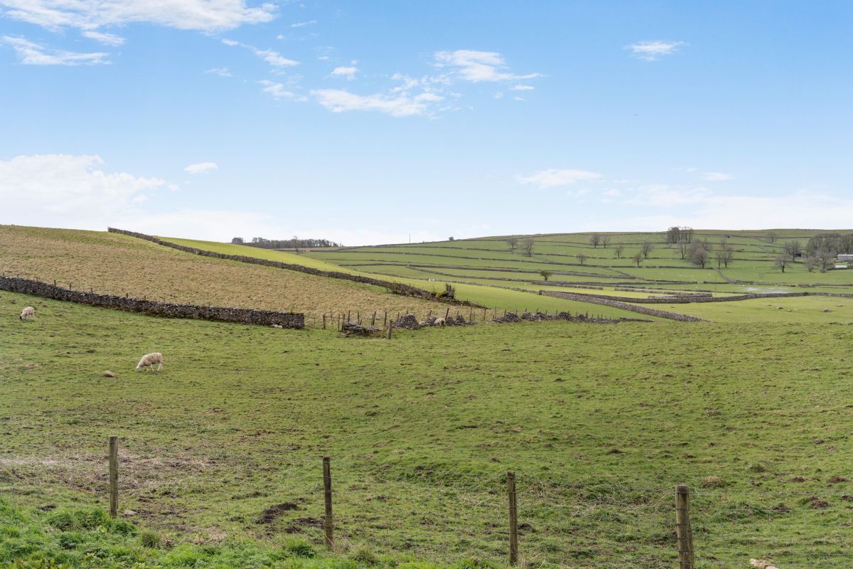 The Cow House, listing photograph 3