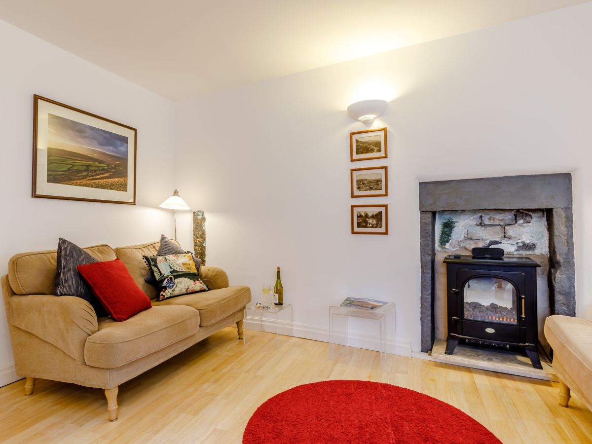 5 Church Street, listing photograph 3