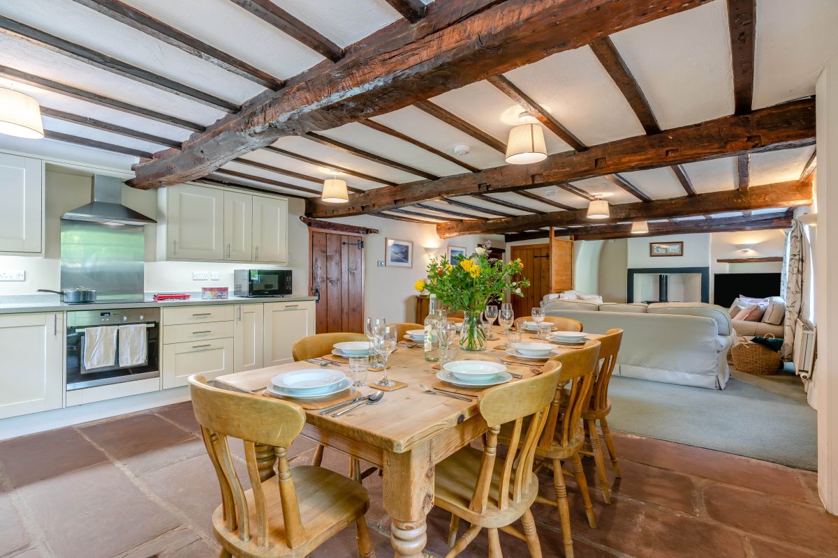 Mireside Farmhouse, listing photograph 6