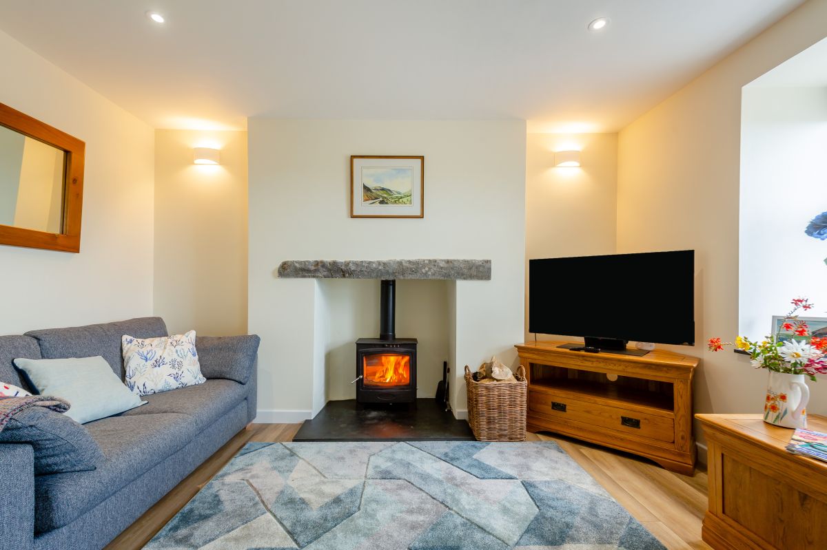 Bronclydwr Cottage, listing photograph 8
