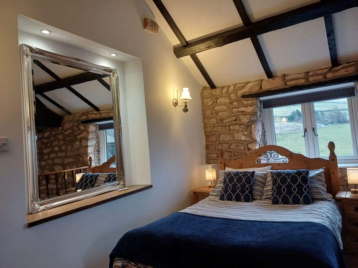 The Hideaway - Buxton, listing photograph 11