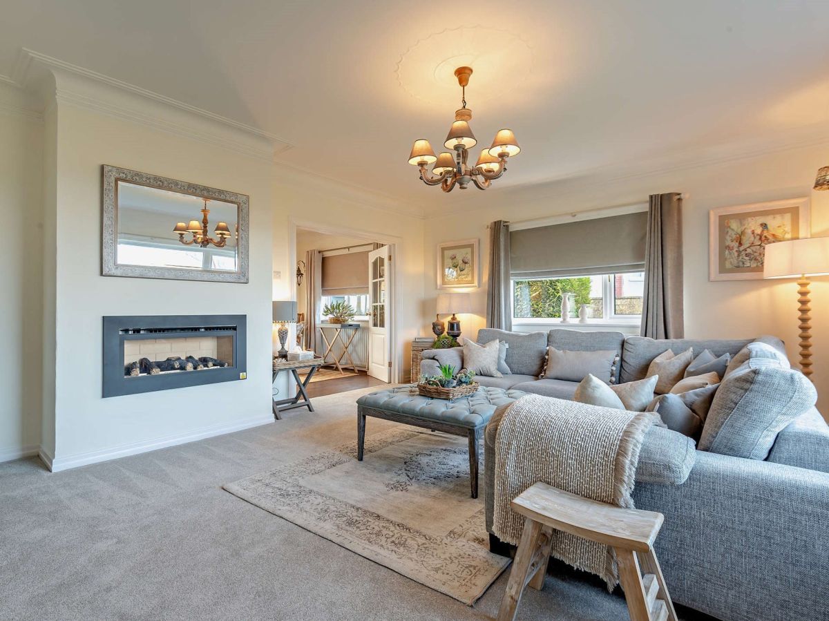 Oakdene Cottage - Sunnyslack, listing photograph 3