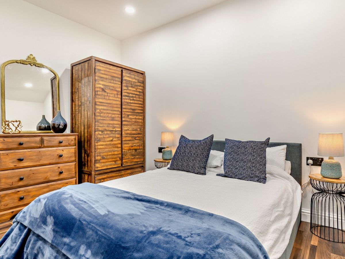 Lyme Cottage - High Peak, listing photograph 9