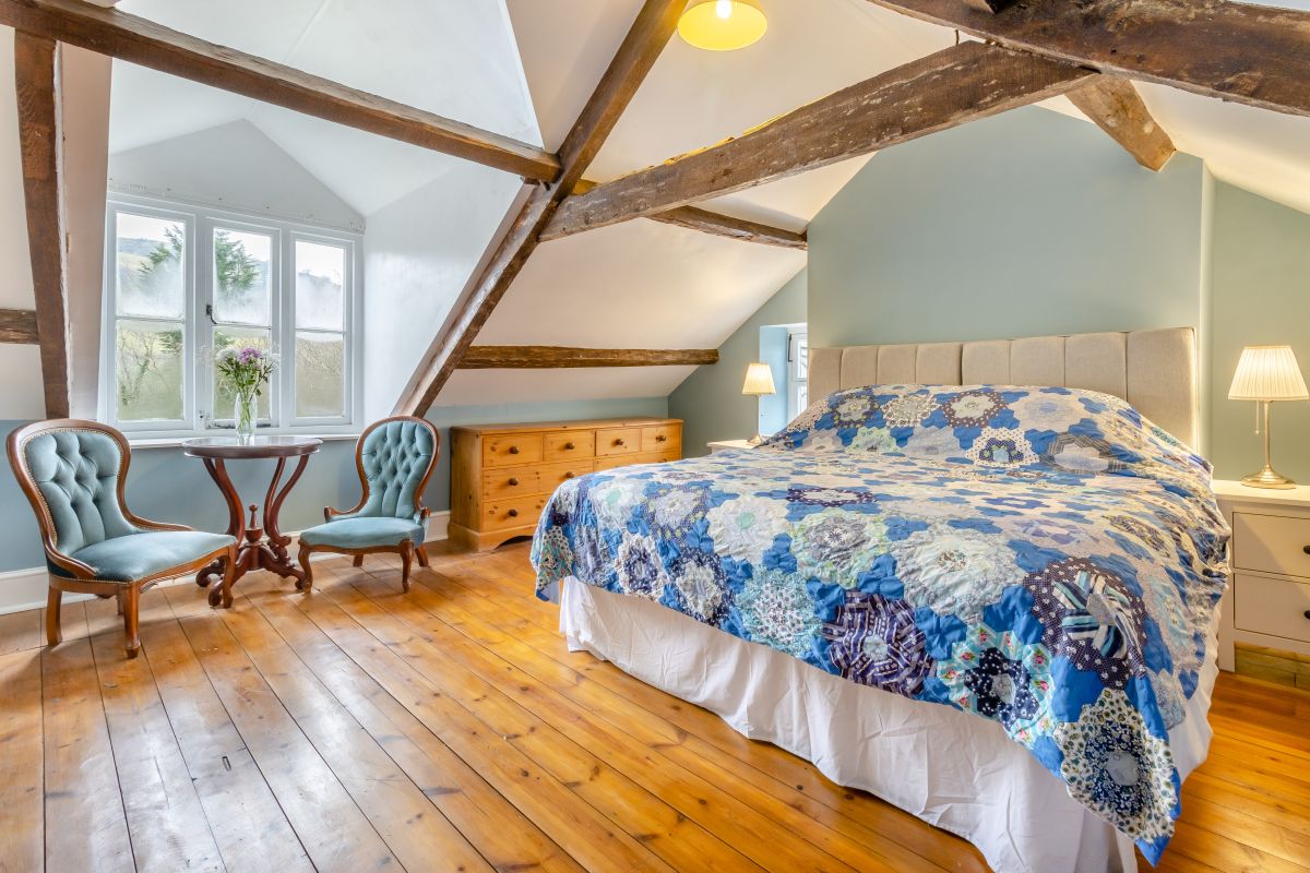 Castell Madoc Cottages, listing photograph 8