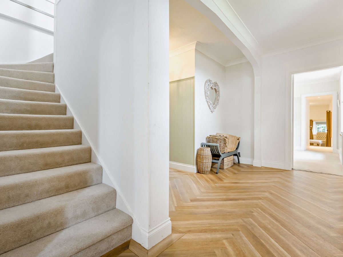 Glasslet, listing photograph 12