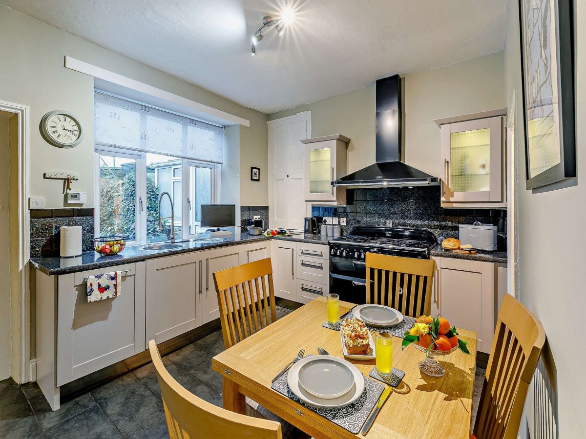 Ivy Cottage - Whitehough, listing photograph 4
