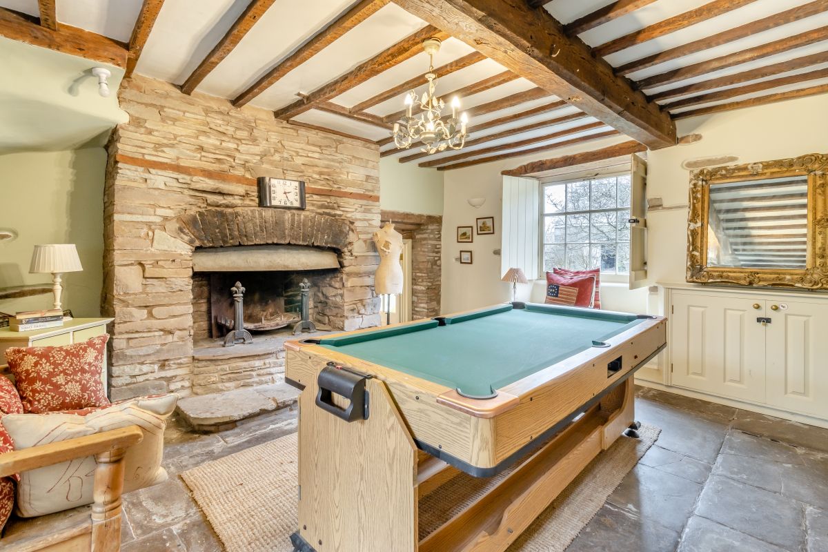 Escape to the Hillis, listing photograph 6