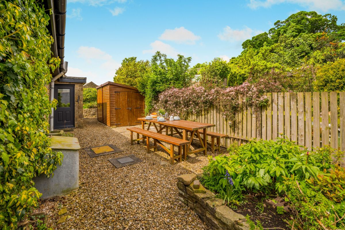 Heathlands, listing photograph 11