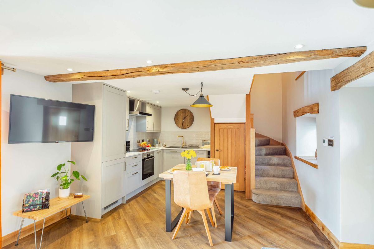 Y Bwthyn Llew Coch Cottage, listing photograph 2