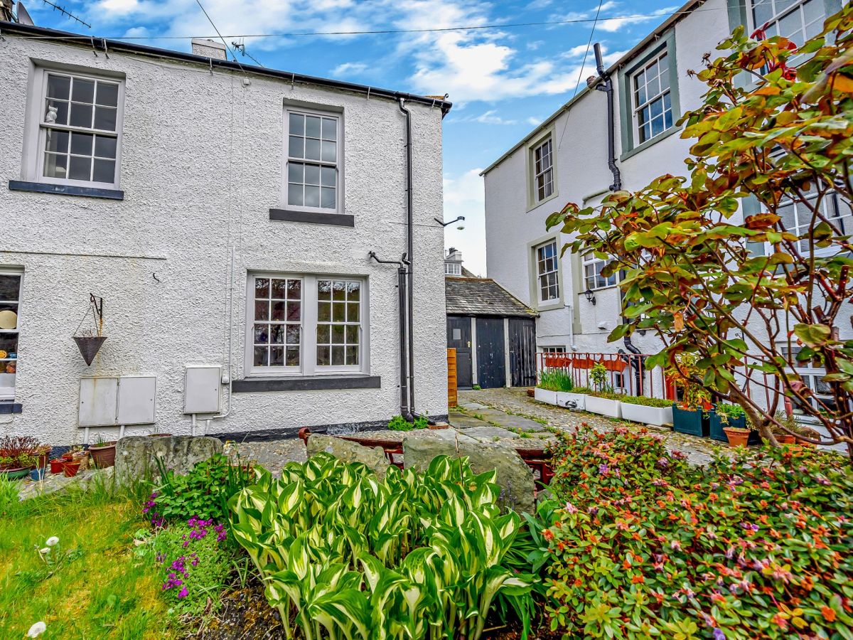 The Cobbles, listing photograph 2
