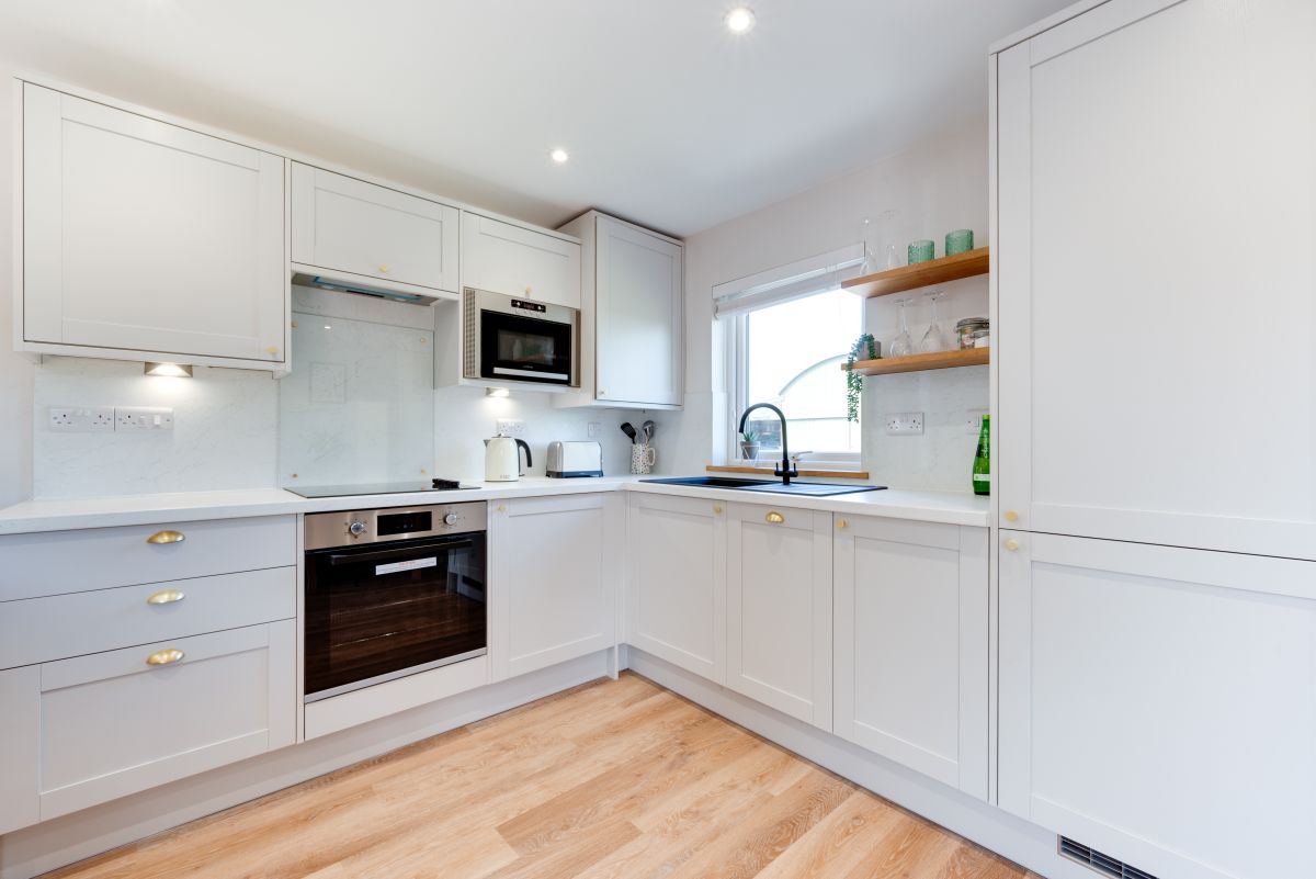 Bryniau Pair Ucha Cottage, listing photograph 8
