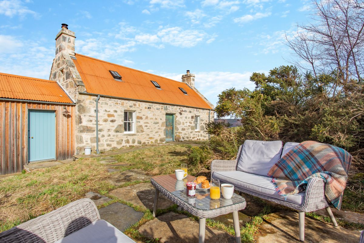 Wester Achnahanat Cottage, listing photograph 2