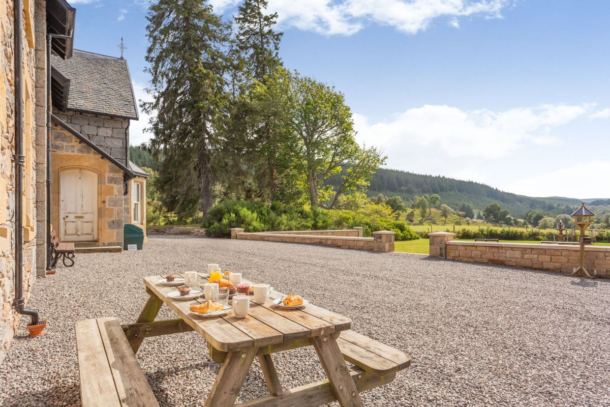 The West Wing at Inverarnie Lodge, listing photograph 2