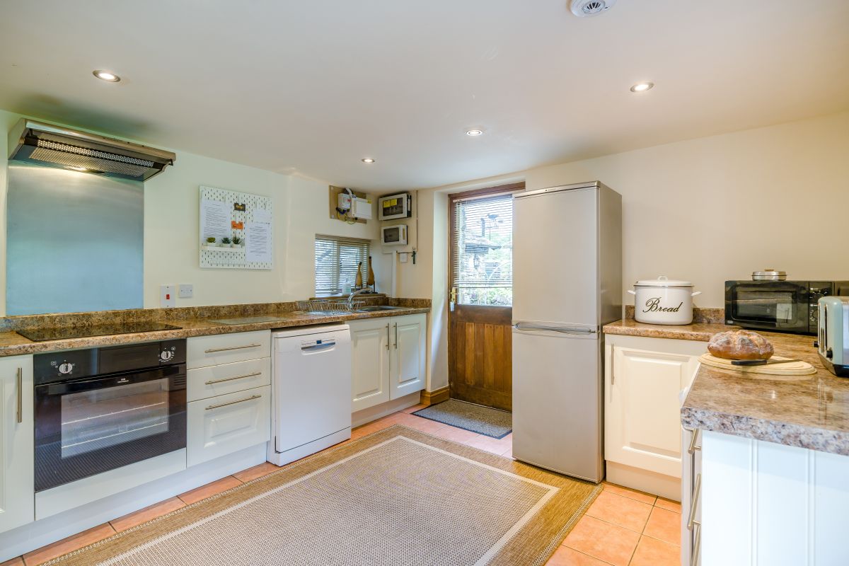 Croftfoot Barn, listing photograph 4