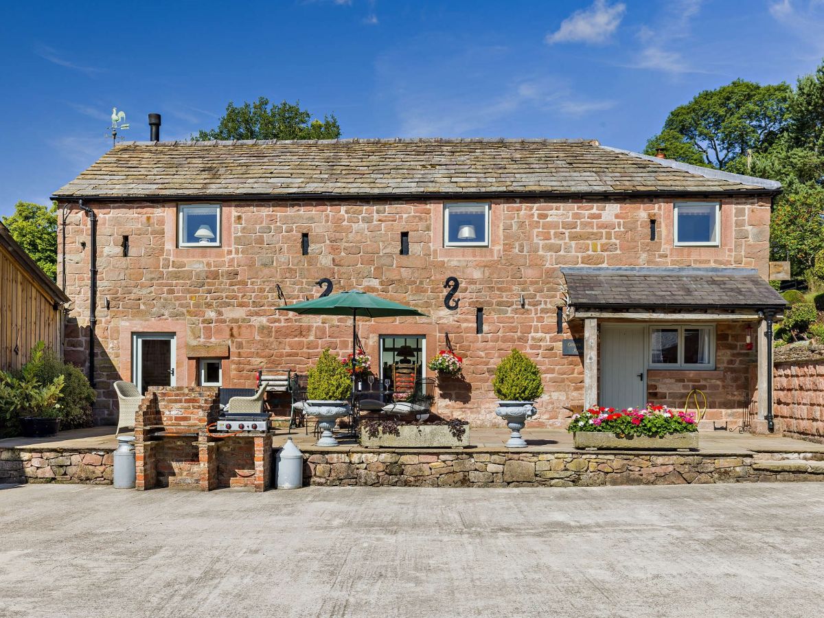 Otters Retreat, listing photograph 4
