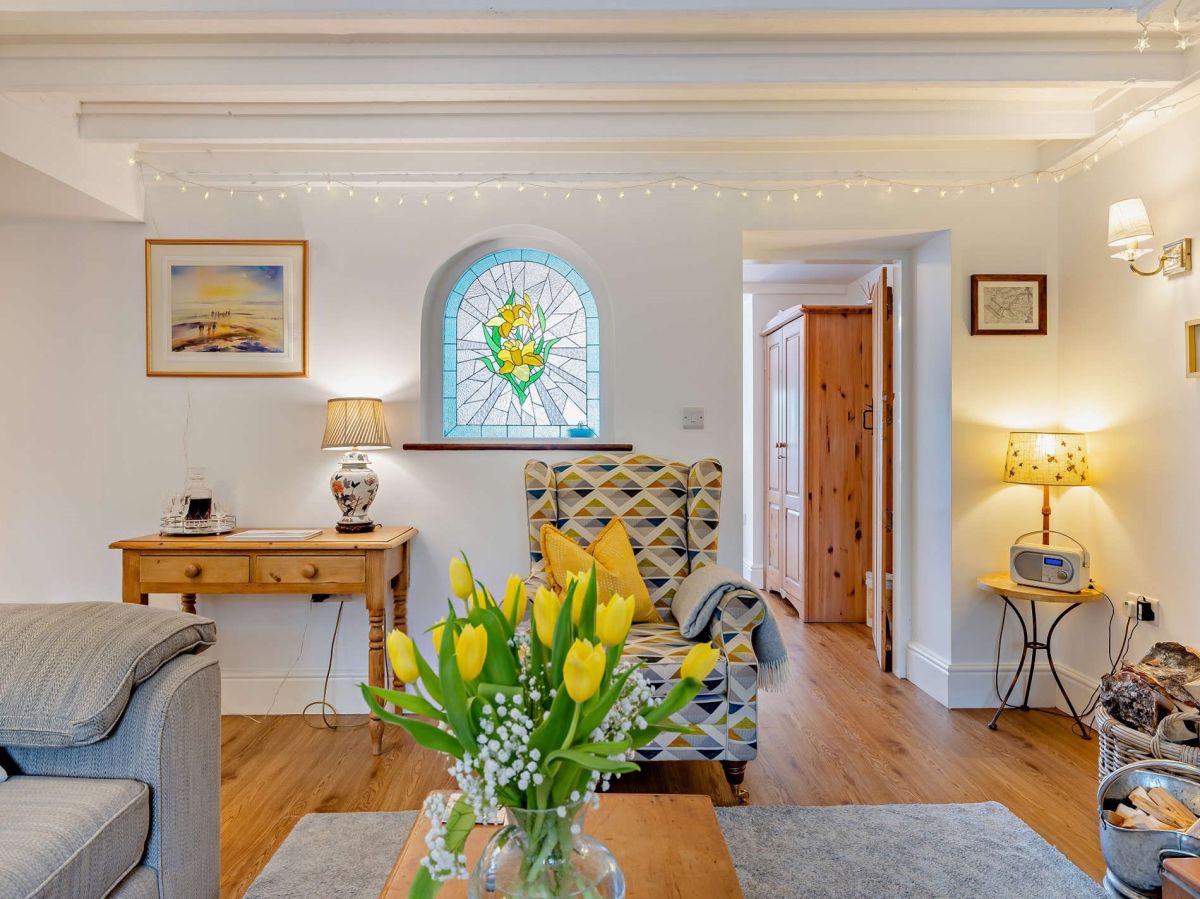 Daffodil House, listing photograph 4