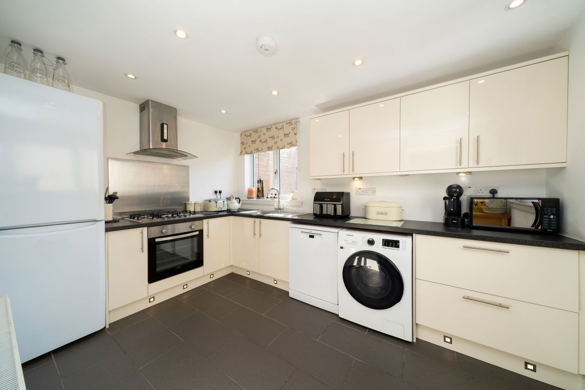 Fionas Cottage, listing photograph 4