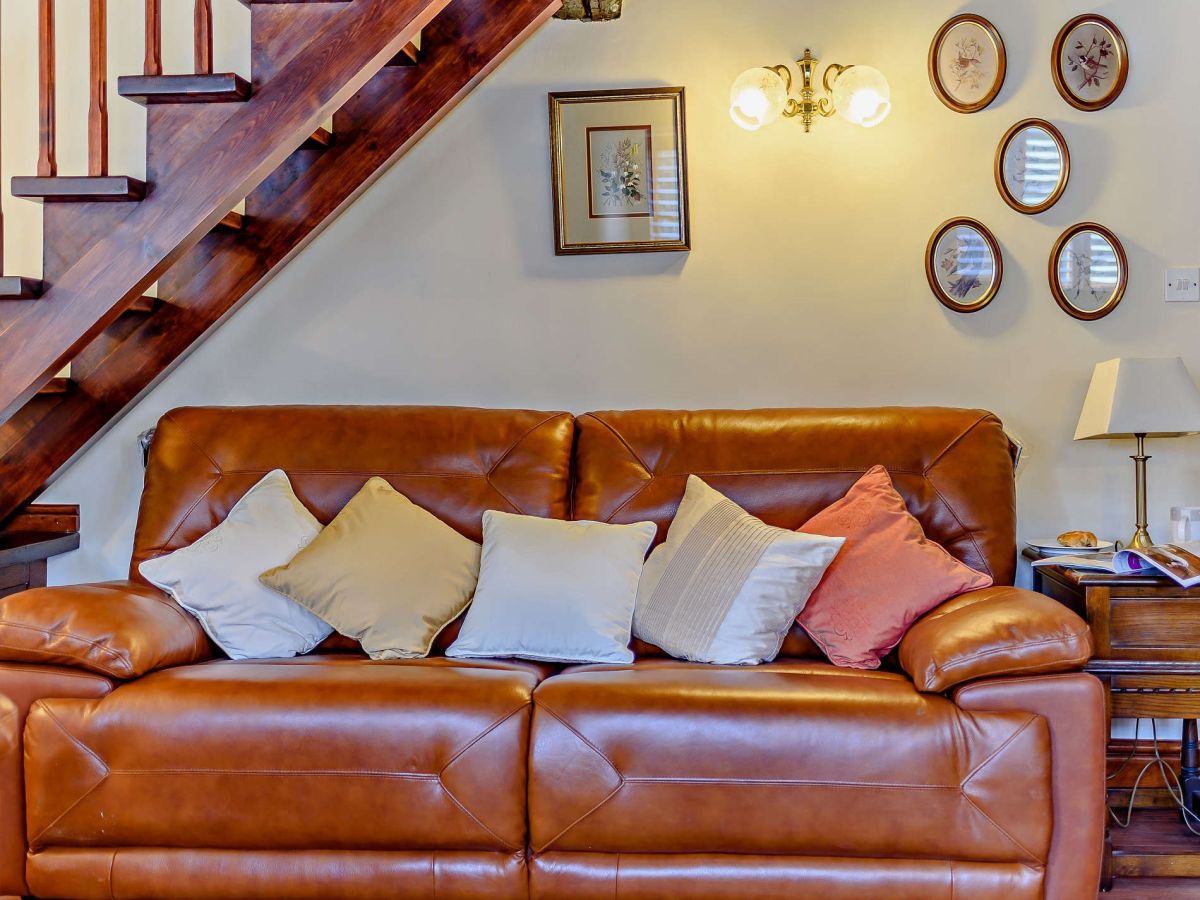 Cross Cottage, listing photograph 10
