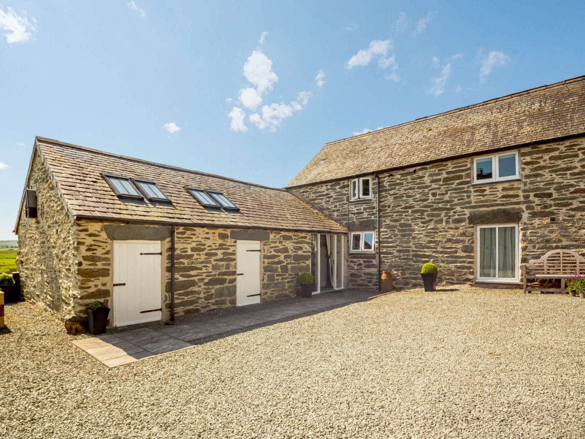 Red Kite House, listing photograph 6