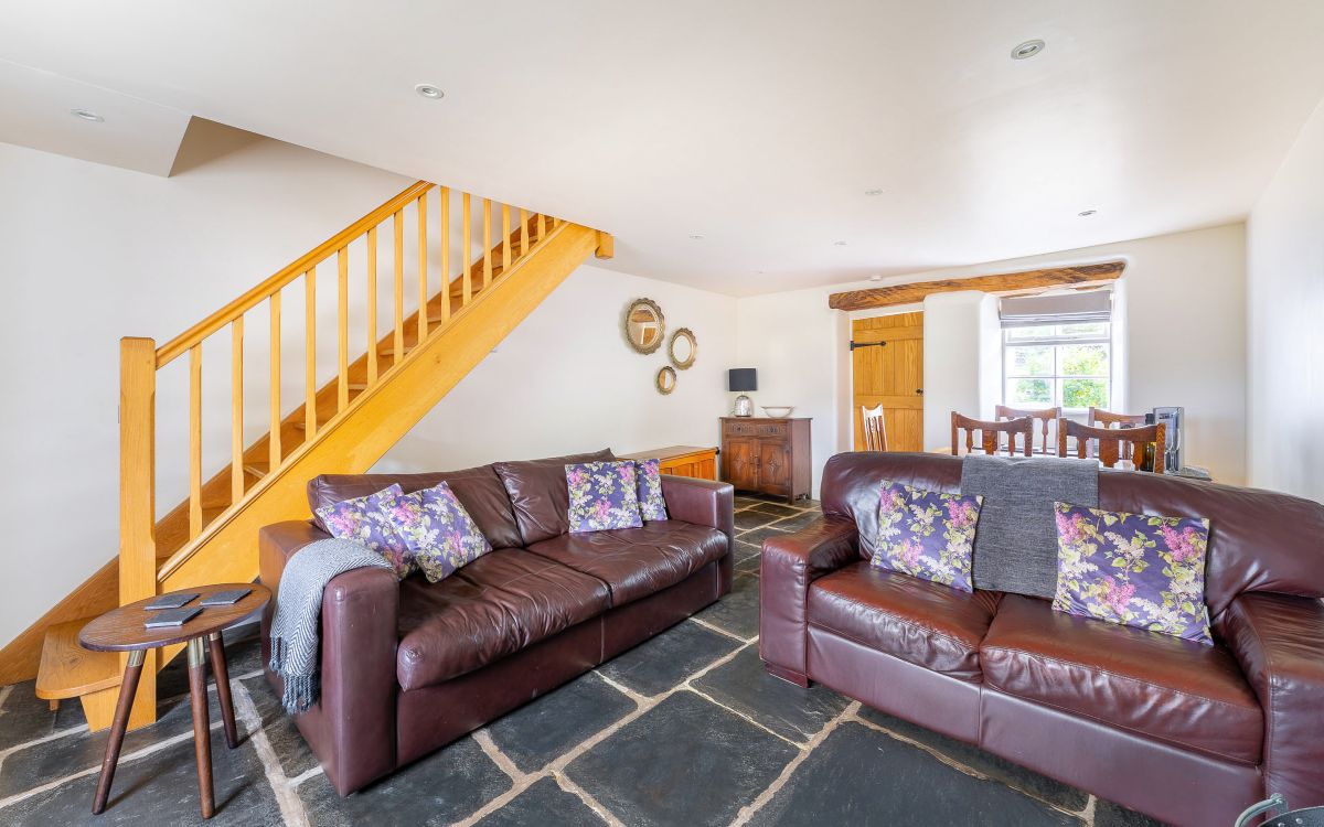 Field Cottage, listing photograph 9