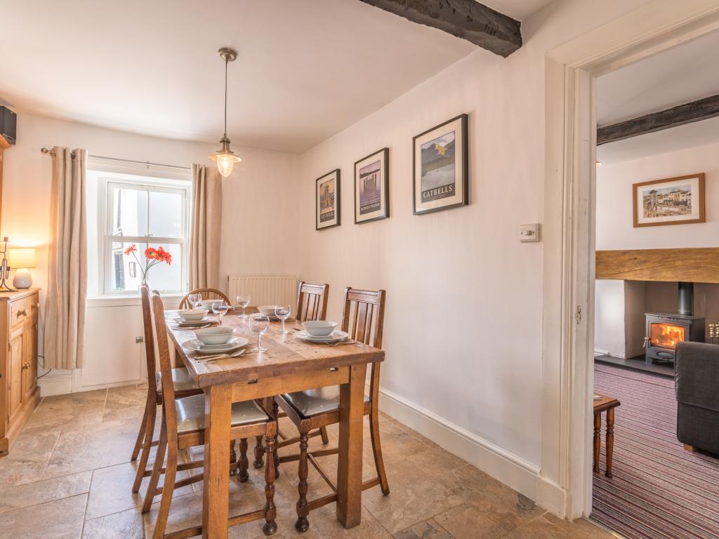 Rainbow Cottage, listing photograph 4