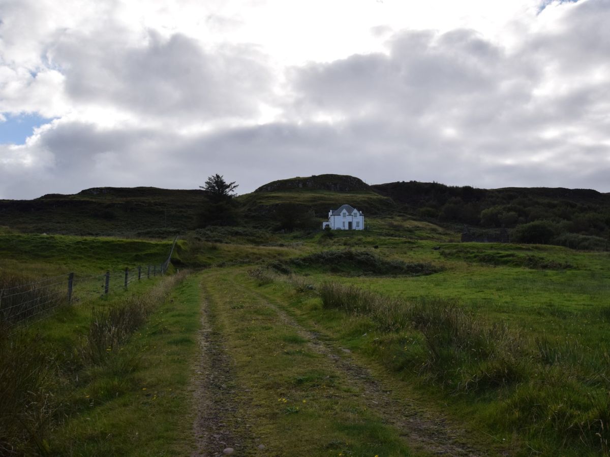 Sgurr Mor House, listing photograph 4