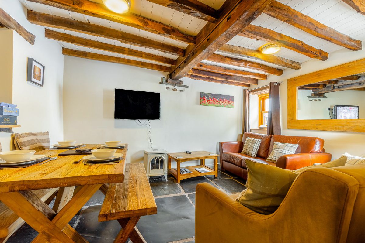Cottontail Cottage, listing photograph 4