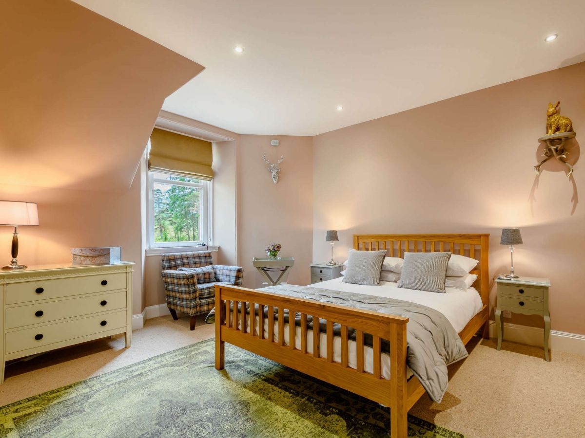 Scott Cottage - Loch Katrine, listing photograph 7