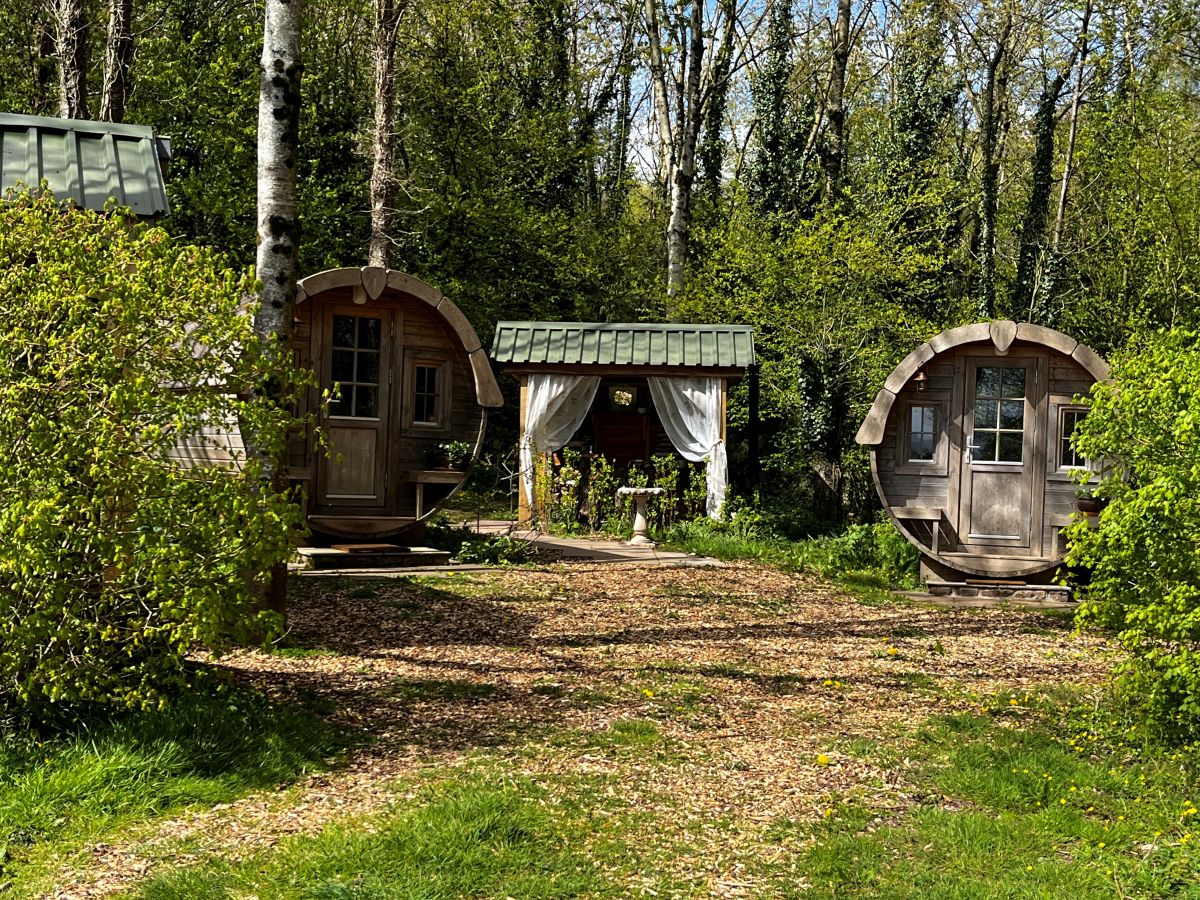 Fern Wood Hideaway, listing photograph 2
