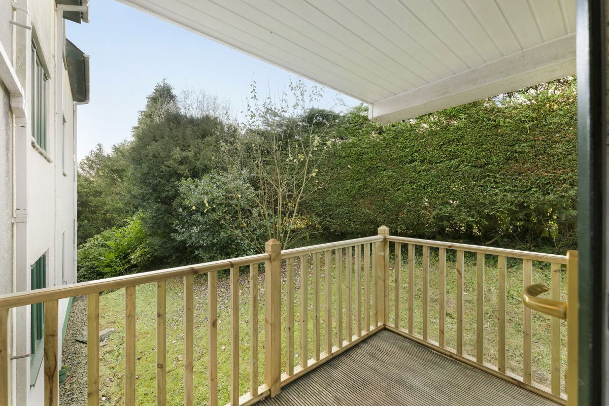 Mulberry, listing photograph 9