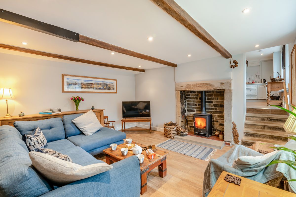 2 Ivy Terrace, listing photograph 3