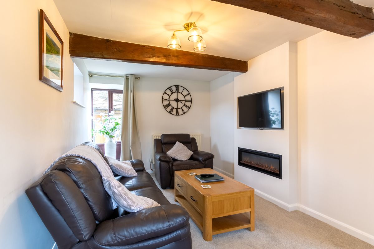 Oxnop Cottage, listing photograph 3