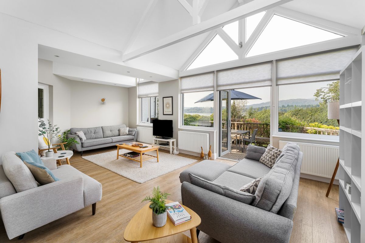 Holly Nook, listing photograph 2
