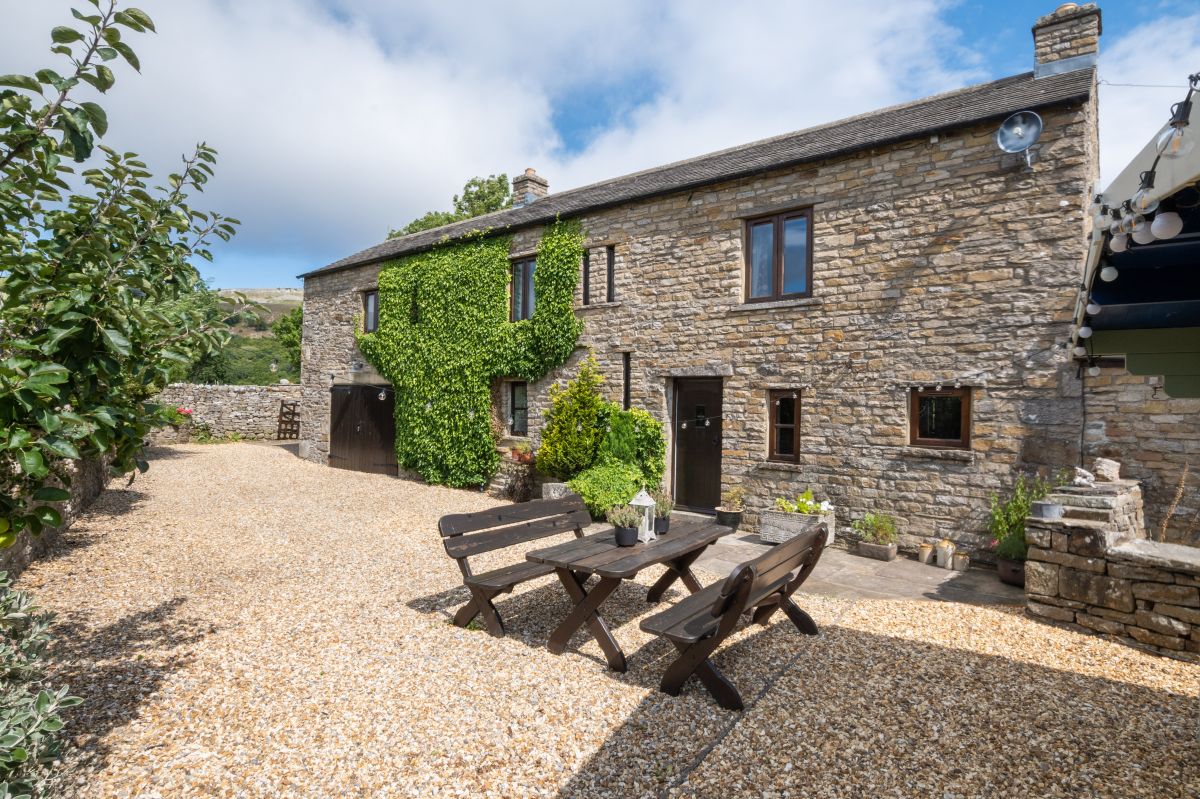 Ballowfield Barn