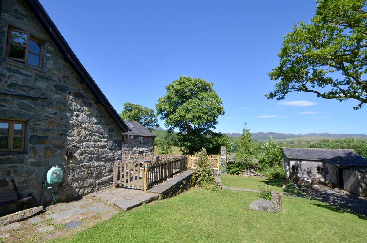 Maesgwm Barn, listing photograph 6