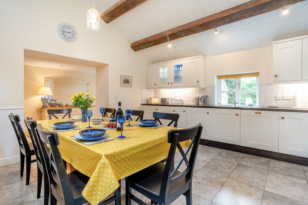 Cynwal Cottage, listing photograph 9