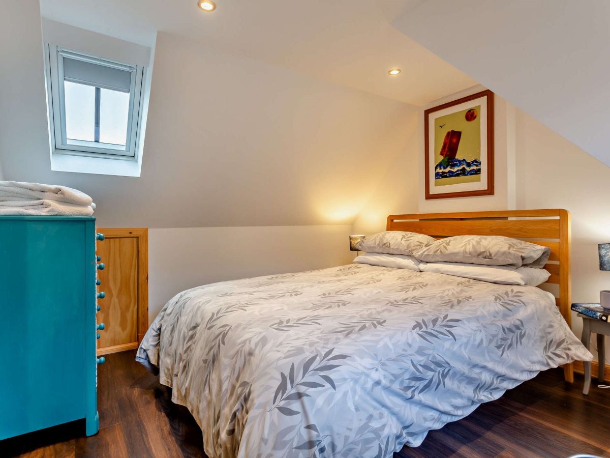 The Little Small House, listing photograph 9
