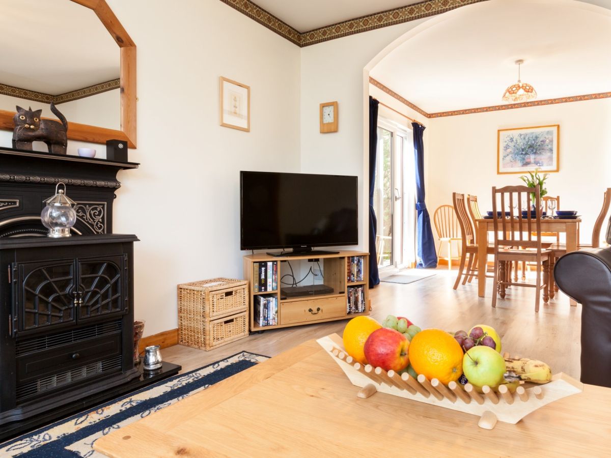 Birchview, listing photograph 5