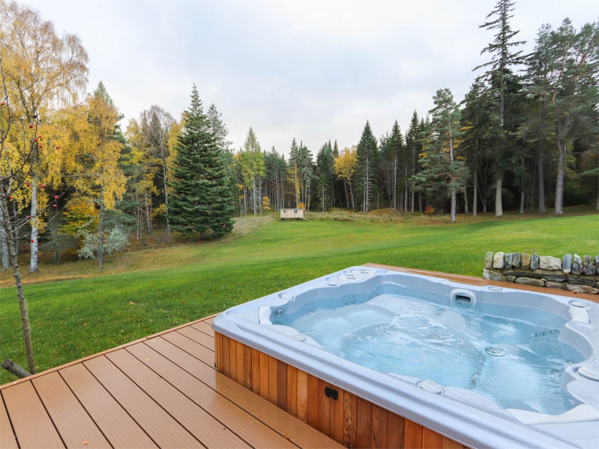 Hill View Lodge