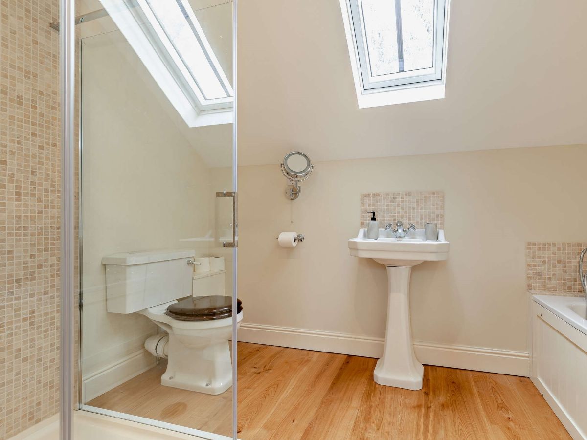 The Coach House - Youlgreave, listing photograph 12