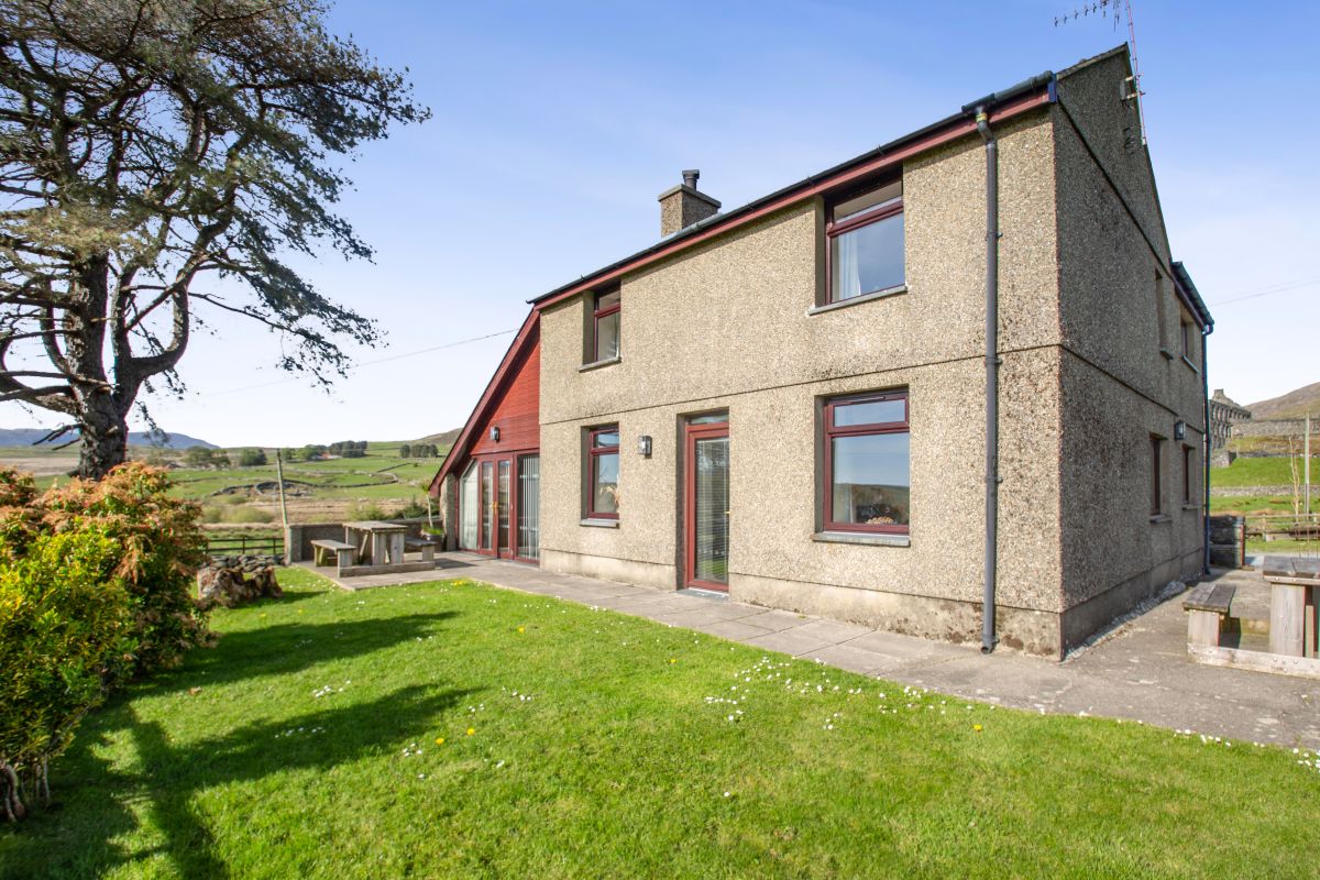 Bryn Ystrad Llyn, listing photograph 3
