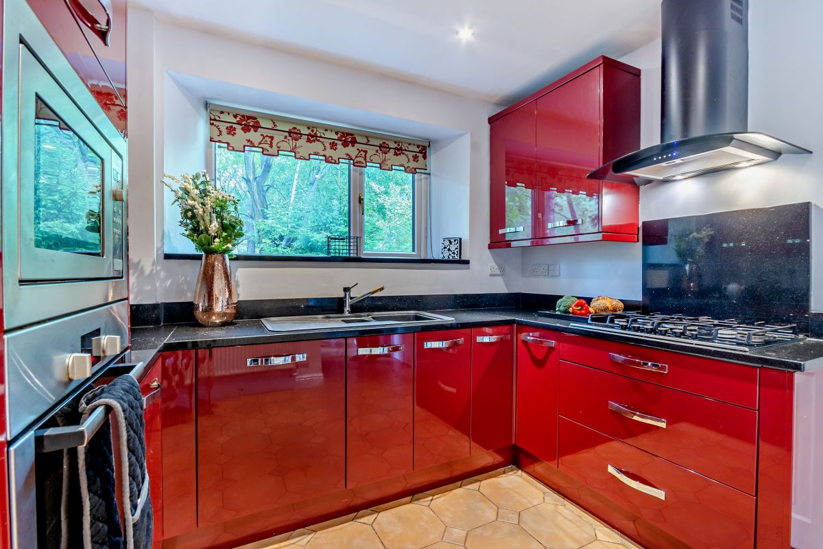 Lea Brook Cottage, listing photograph 7