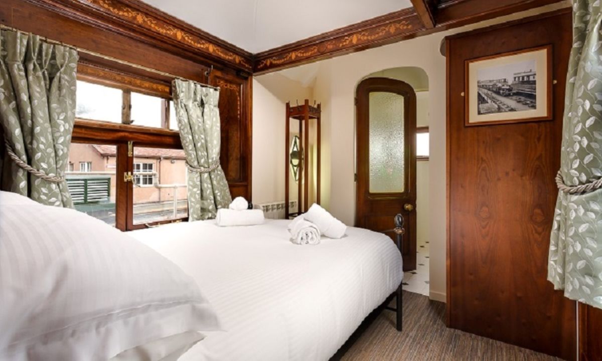 Irt Pullman Carriage, listing photograph 7
