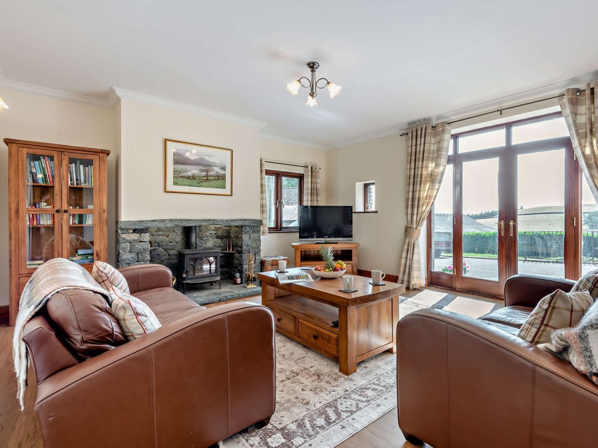 Horsemoor Lodge, listing photograph 3