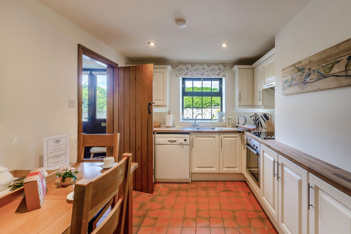 Dove Cottage near Hassop, listing photograph 4