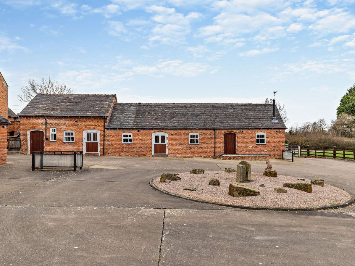 Oxwood Barn