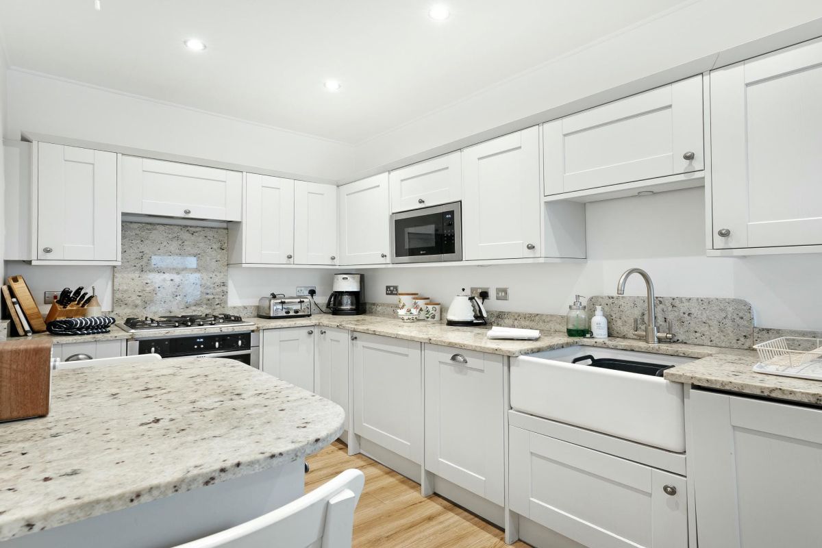 Gale House Cottage, listing photograph 3