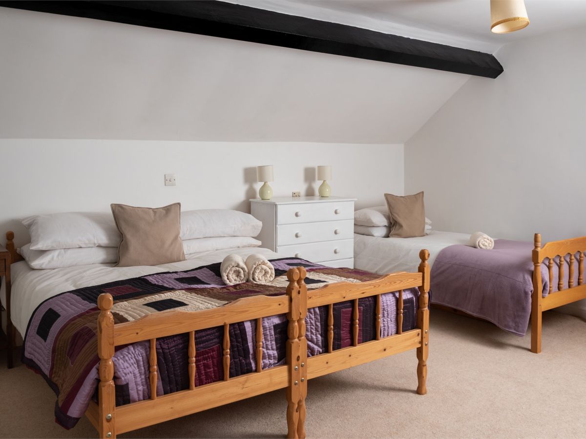 Old Mill Cottage, listing photograph 11